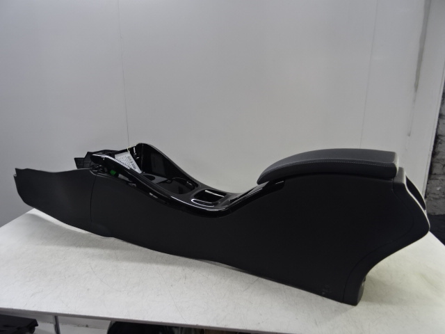 MIDDENCONSOLE Renault MEGANE 09 - 15