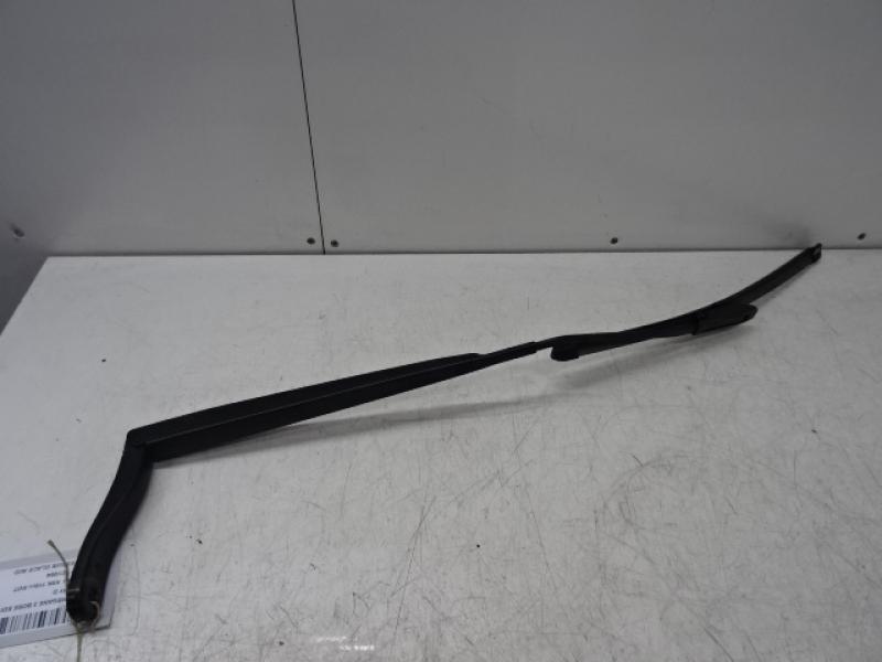 RIGHT FRONT WIPER ARM Renault MEGANE 09 - 15