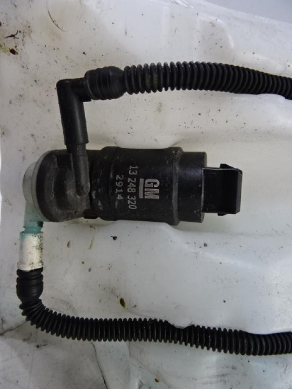 SCHEIBENSPRÜHERPUMPE VORNE Opel CORSA D 01/11 - 15