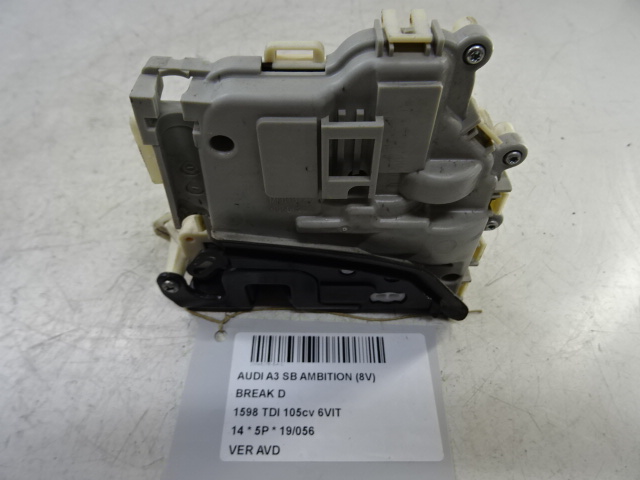 VERGRENDELING VOOR RECHTS Audi A3 3,5D 9/12 - 16