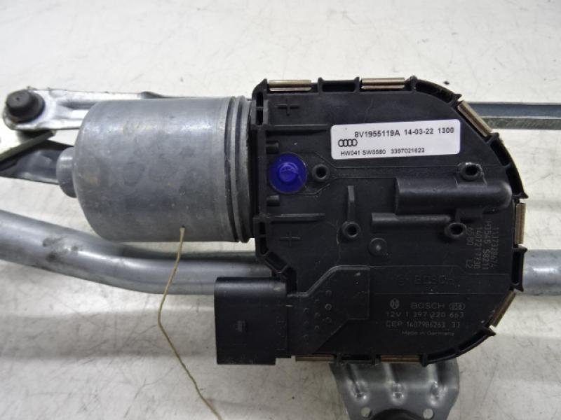 MOTOR RUITENWISSERS VOOR Audi A3 3,5D 9/12 - 16