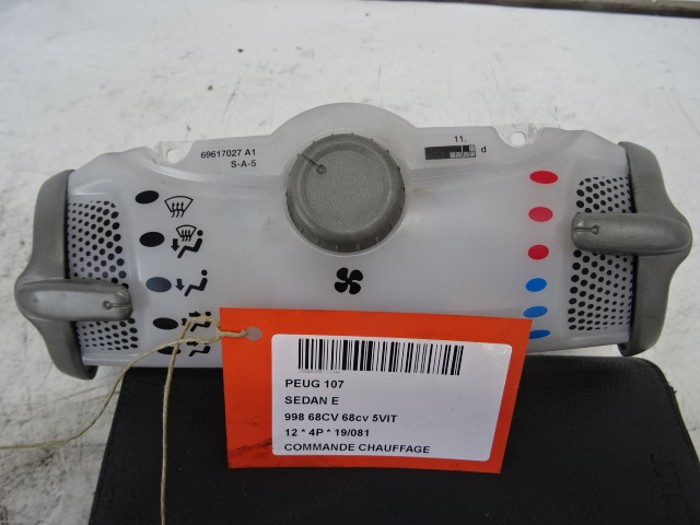 COMMANDE DE CHAUFFAGE Peugeot 107