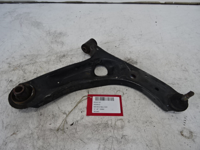 DRAAGARM VOOR RECHTS Peugeot 107