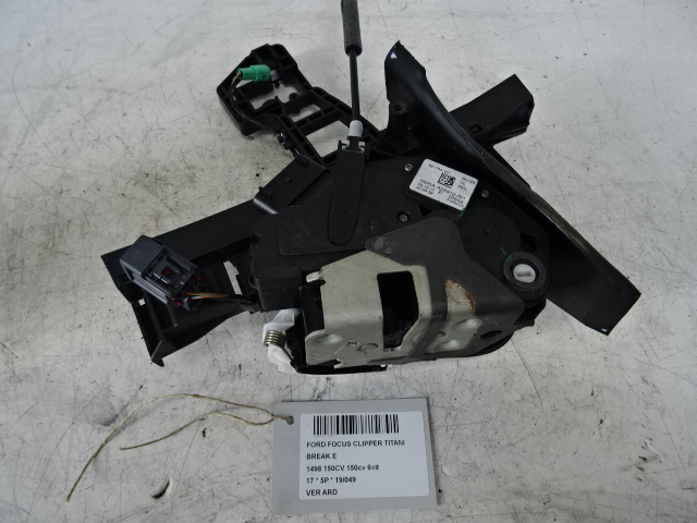 VERROUILLAGE DE PORTE ARRIERE DROITE Ford FOCUS (5) 10/14 - 18