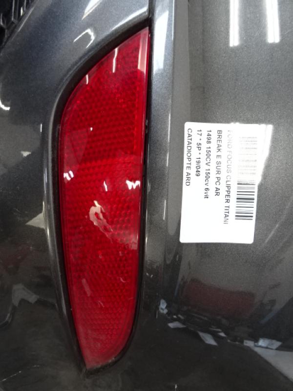 CATADIOPTRE ARRIERE DROIT Ford FOCUS (5) 10/14 - 18