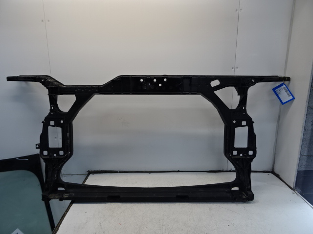 FACE AVANT Audi A4 08 - 2/12