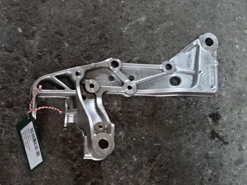 DRAAGARMSTEUN VOOR LINKS Vw GOLF V 11/03 - 08