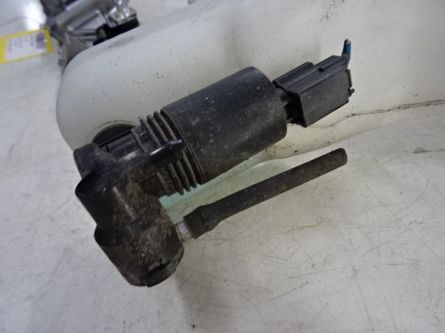 MOTOR RUITENWASSERS VOOR Ford FIESTA 11/08 - 13