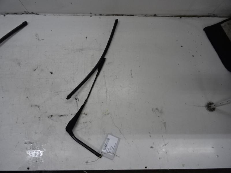 RUITENWISSERARM LINKS VOOR Bmw 1 E82/88 COUP-CA.07+