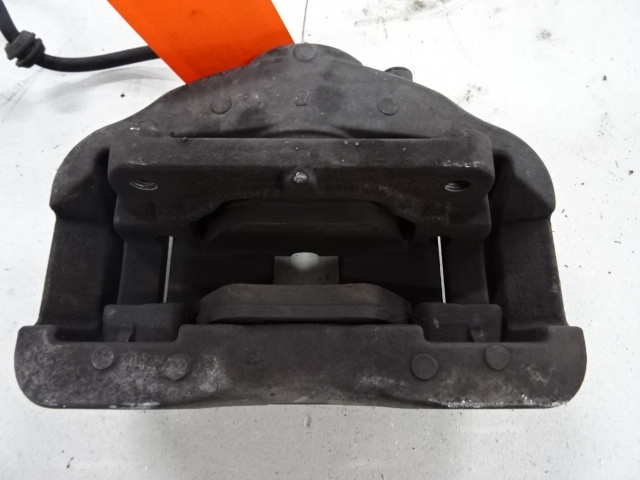 REMKLAUW VOOR RECHTS Bmw 5 E60 09/03 - 03/10