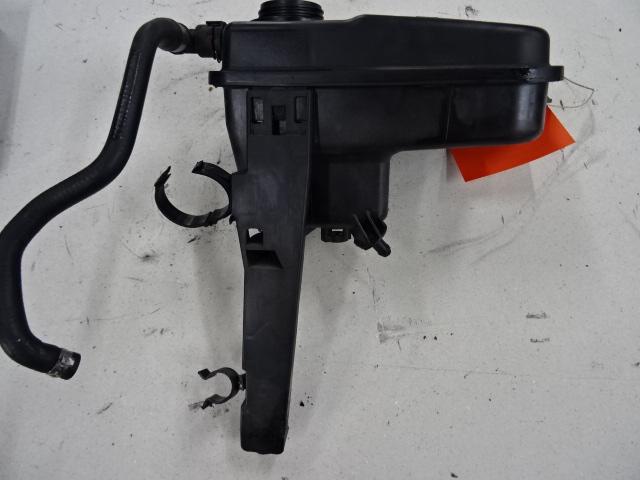EXPANSIERESERVOIR Bmw 5 E60 09/03 - 03/10