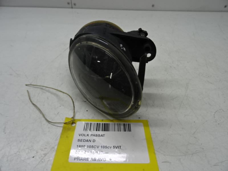 FOG LIGHT FRONT LEFT Vw PASSAT 02/05 - 11/10