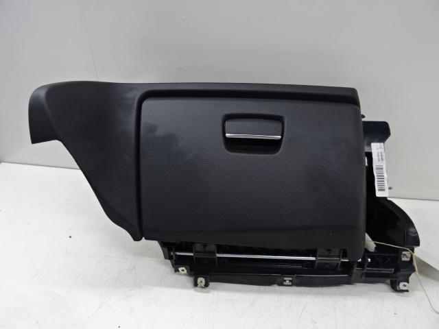 OPBERGVAKJE Bmw 1 E81/87 4/07 - 12