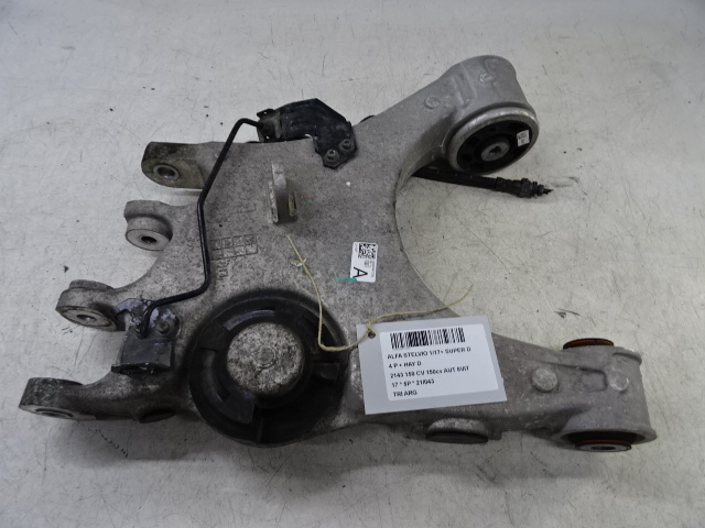 DRAAGARM ACHTER LINKS Alfa Romeo STELVIO 1/17+