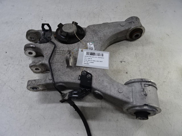 DRAAGARM ACHTER RECHTS Alfa Romeo STELVIO 1/17+