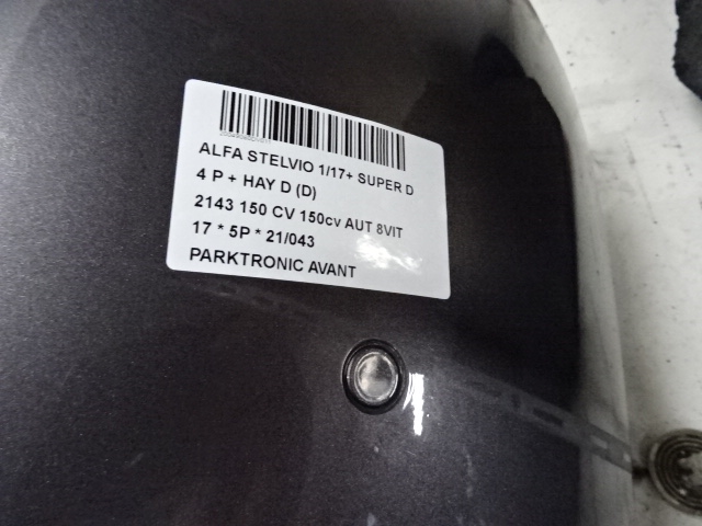 PARKEERSENSOREN VOOR Alfa Romeo STELVIO 1/17+