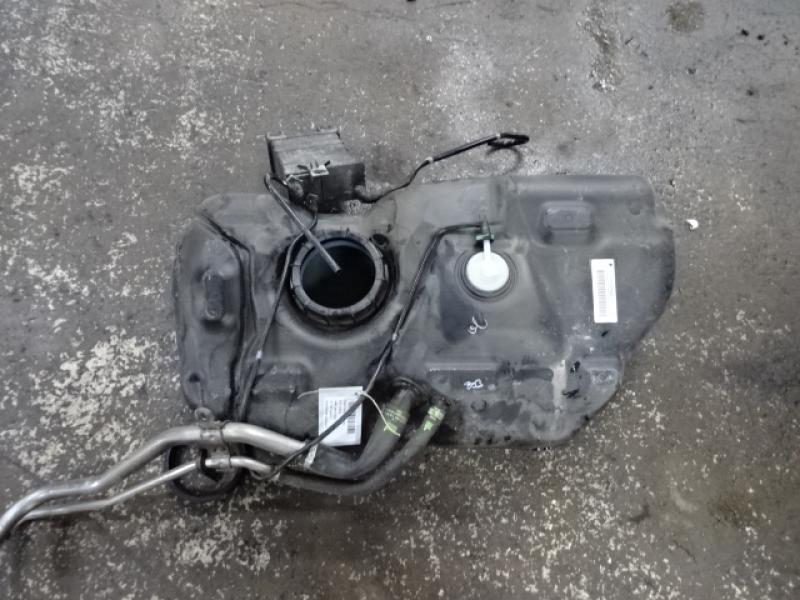 RESERVOIR ESSENCE Ford FIESTA 5/17+