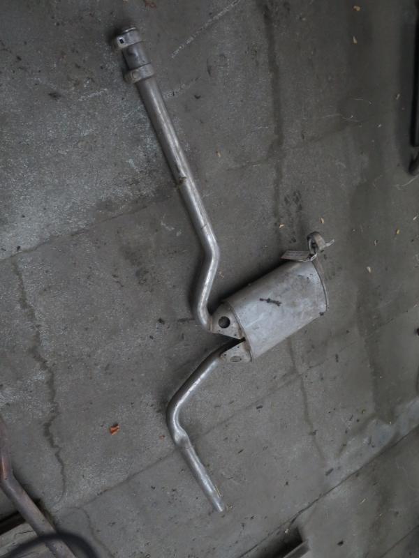 UITLAAT MIDDENDEMPER Audi A6 5/97 - 5/04