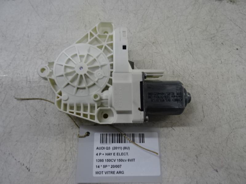MOTEUR DE VITRE DE PORTE ARRIERE GAUCHE Audi Q3 06/11 - 15