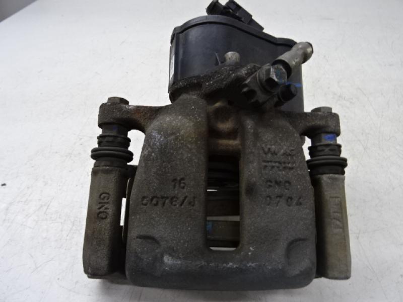 MACHOIRE ARRIERE GAUCHE Audi Q3 06/11 - 15