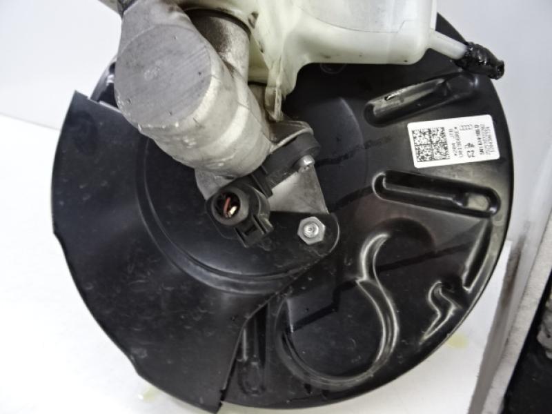 SERVO-FREIN Audi Q3 06/11 - 15