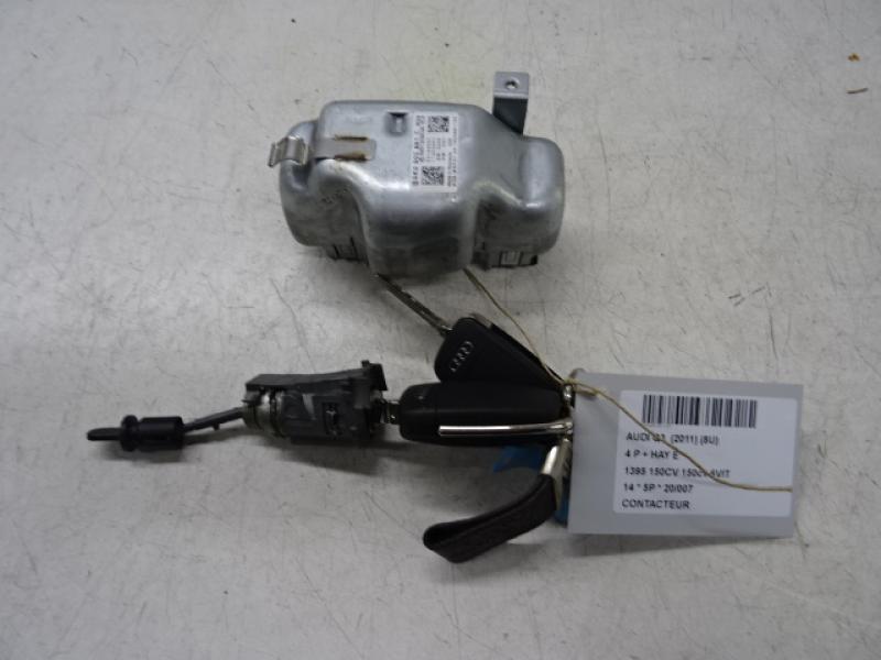 CONTACTEUR Audi Q3 06/11 - 15