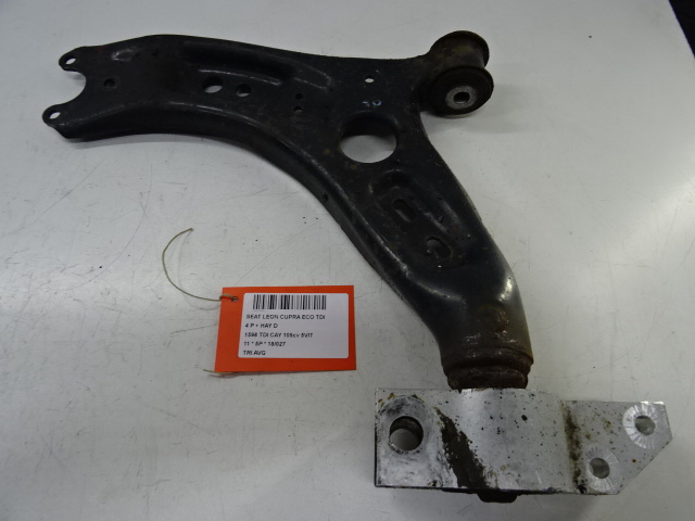 TRIANGLE AVANT GAUCHE Seat LEON (2) (1P)  9/05 - 12
