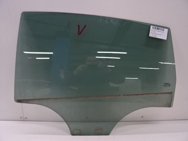 VITRE DE PORTE ARRIERE GAUCHE Seat LEON (2) (1P)  9/05 - 12