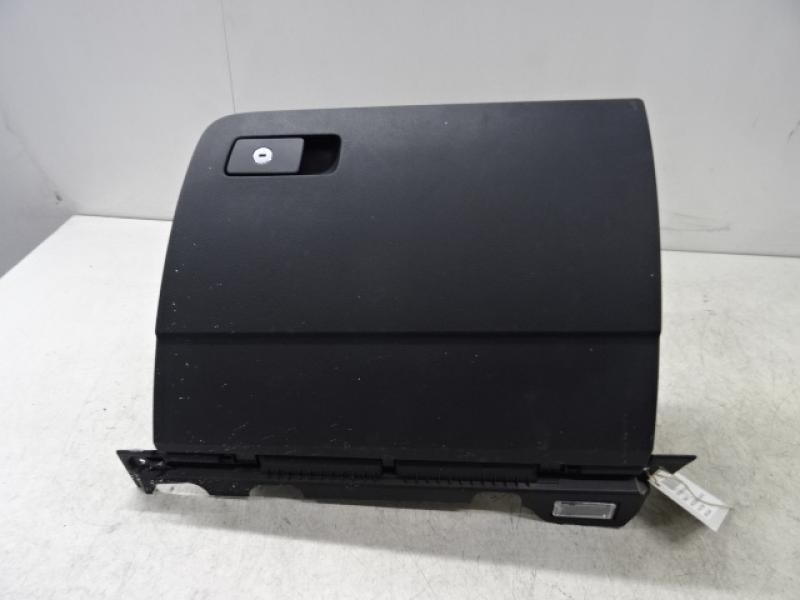 BOITE A GANT Vw PASSAT 11/14 - 19