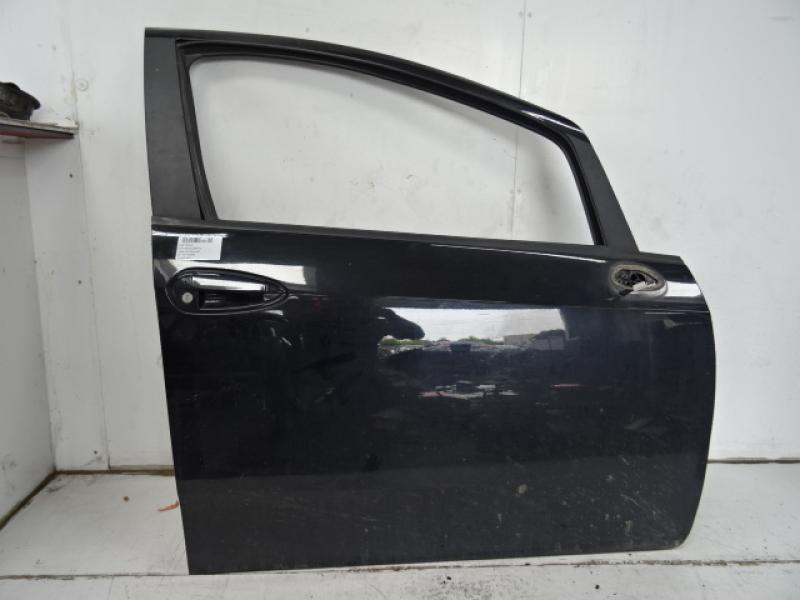 PORTE AVANT DROITE Fiat PUNTO 7/03 - 12