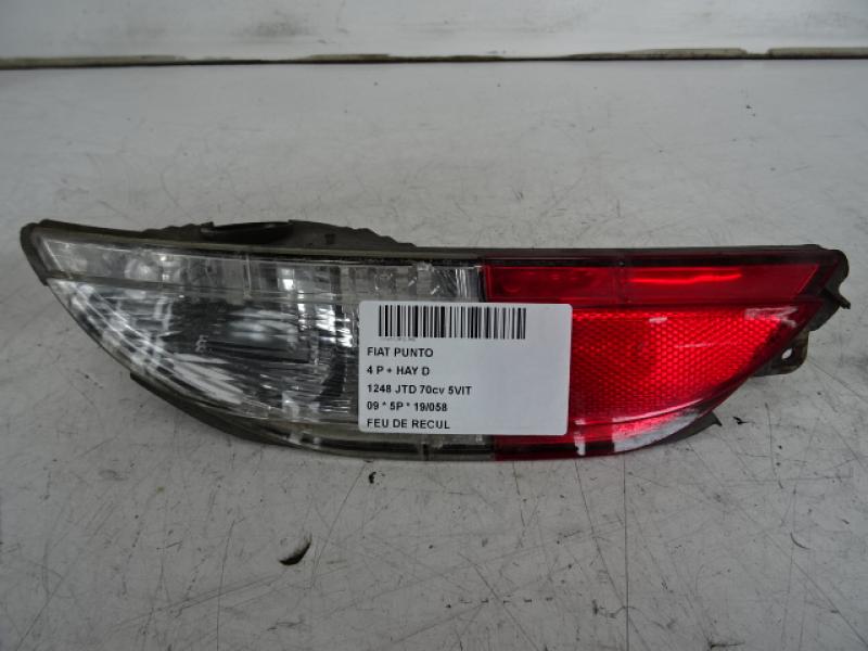 FEU DE RECUL Fiat PUNTO 7/03 - 12