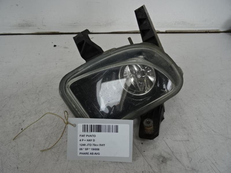 PHARE ANTI-BROUILLARD AVANT GAUCHE Fiat PUNTO 7/03 - 12