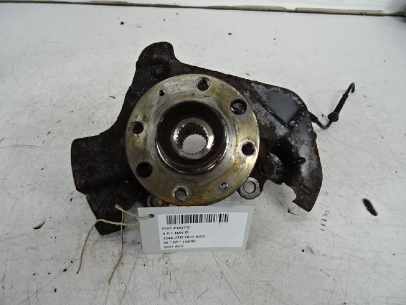 MOYEU AVANT DROIT Fiat PUNTO 7/03 - 12