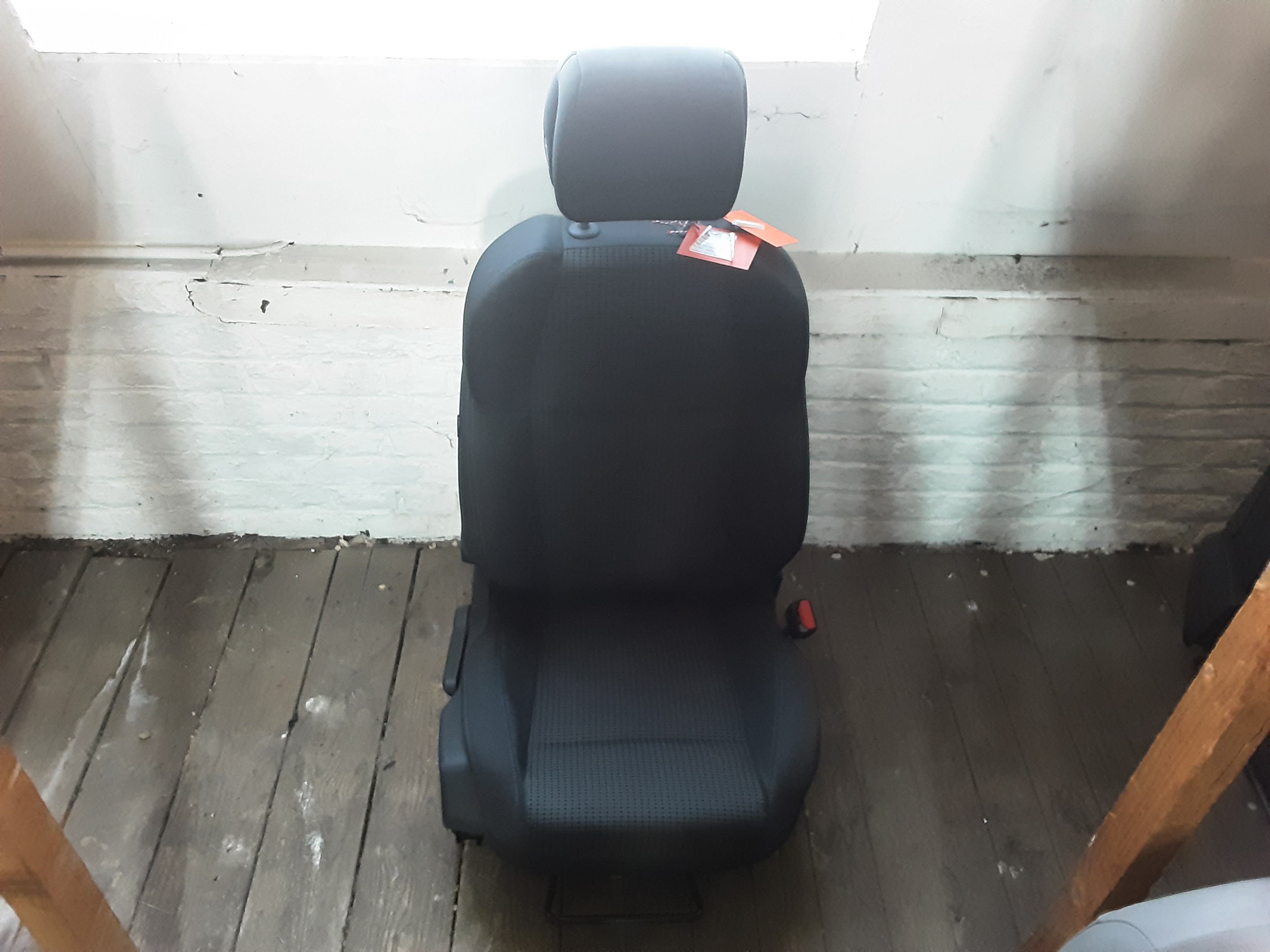 STOEL VOOR RECHTS Peugeot 508 4/11 - 14