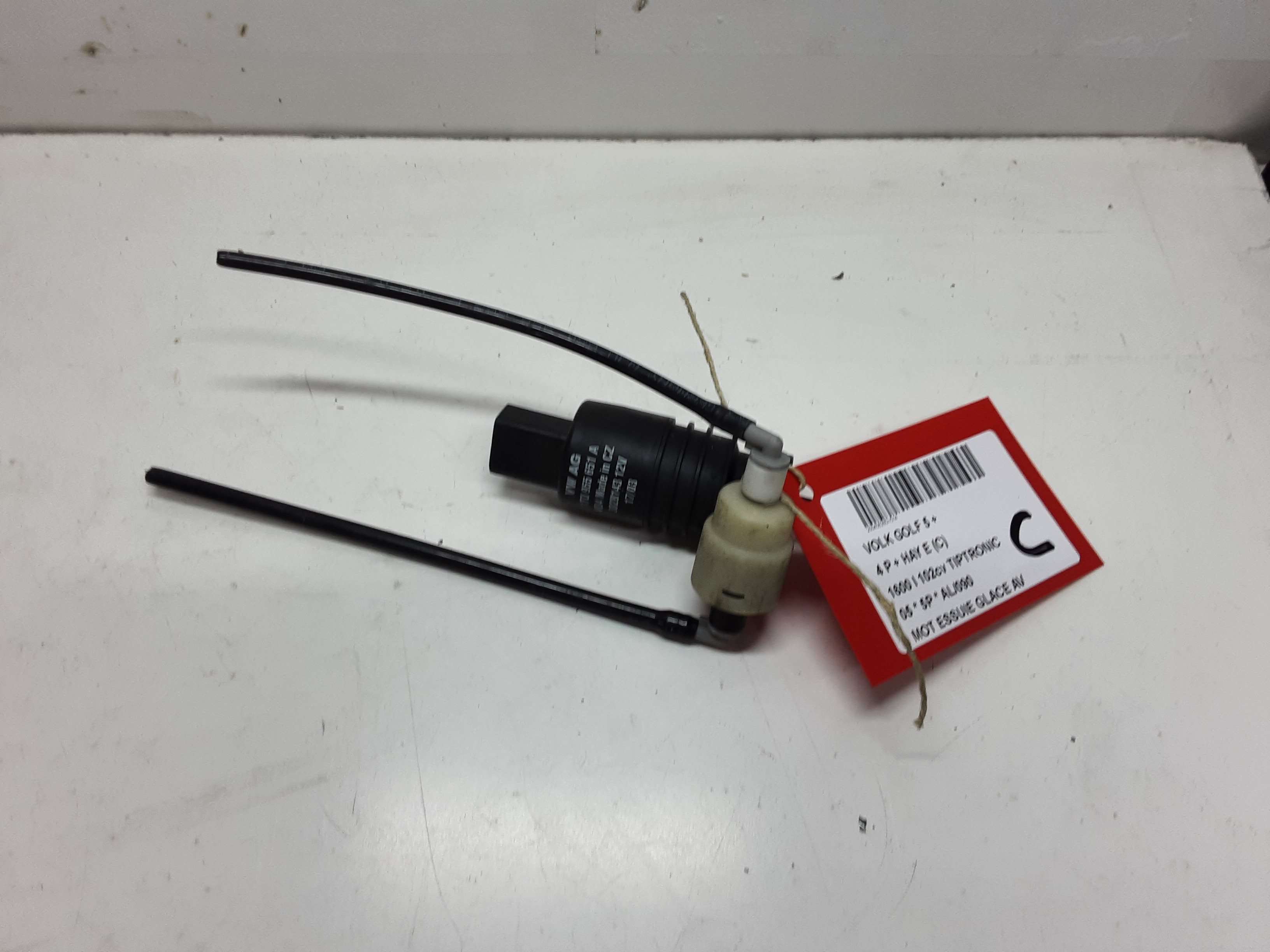 MOTEUR DE LAVE-GLACE AVANT Vw GOLF V 11/03 - 08