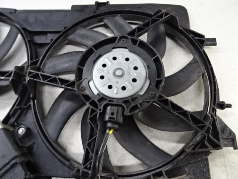 MOTEUR DE VENTILATEUR D'AIRCO Audi Q3 06/11 - 15