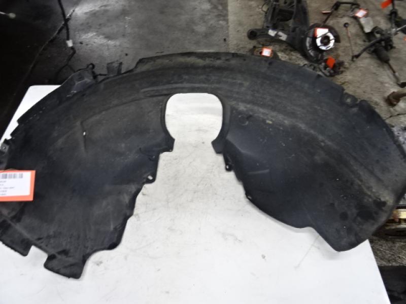 BINNEN SPATBORD LINKS VOOR Ford FOCUS (3) 08 - 02/11