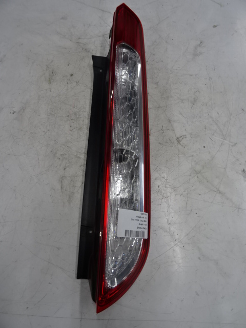 ACHTERLICHT RECHTS Ford FOCUS (3) 08 - 02/11