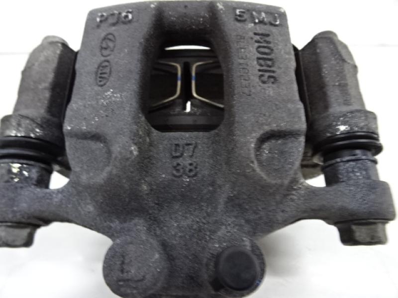 MACHOIRE ARRIERE GAUCHE Hyundai TUCSON (2) 09/15 - 09/18