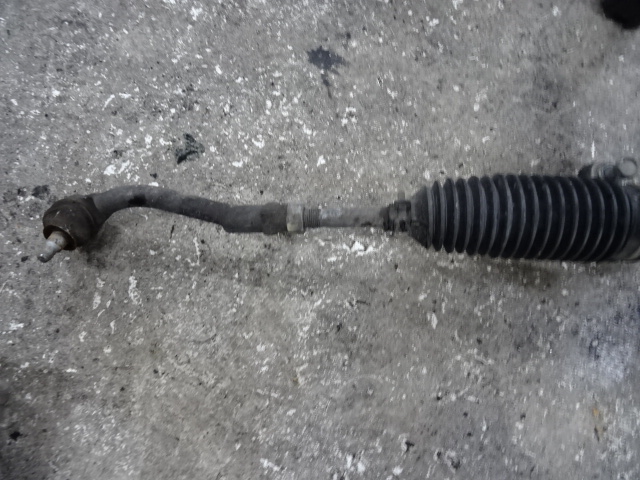 SPOORSTANG LINKS VOOR Hyundai TUCSON (2) 09/15 - 09/18