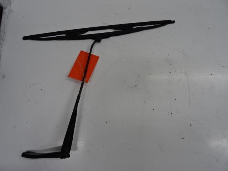 RUITENWISSERARM RECHTS VOOR Dacia DUSTER 4/10 - 18