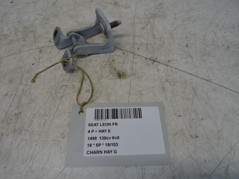 SCHARNIER ACHTERKLEP LINKS Seat LEON (3) (5F) FaceLift 1/17 - 5/20