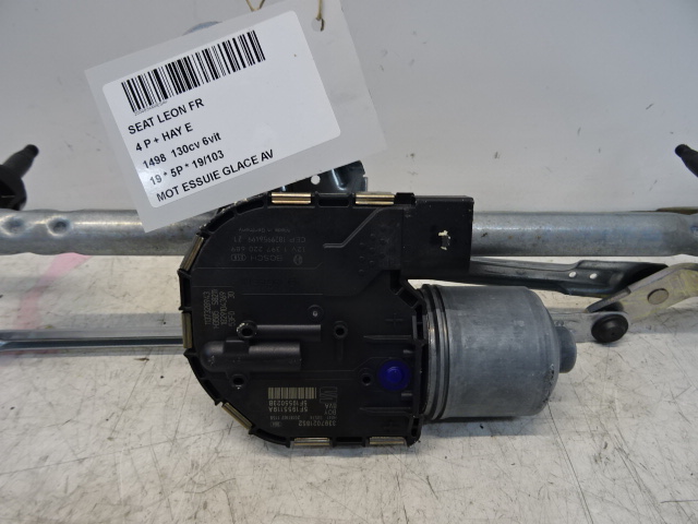 MOTEUR D&#039;ESSUIE-GLACE AVANT Seat LEON (3) (5F) FaceLift 1/17 - 5/20