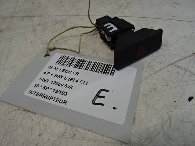 SCHAKELAAR Seat LEON (3) (5F) FaceLift 1/17 - 5/20