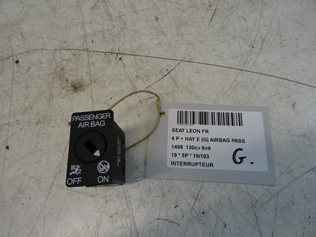 SCHAKELAAR Seat LEON (3) (5F) FaceLift 1/17 - 5/20
