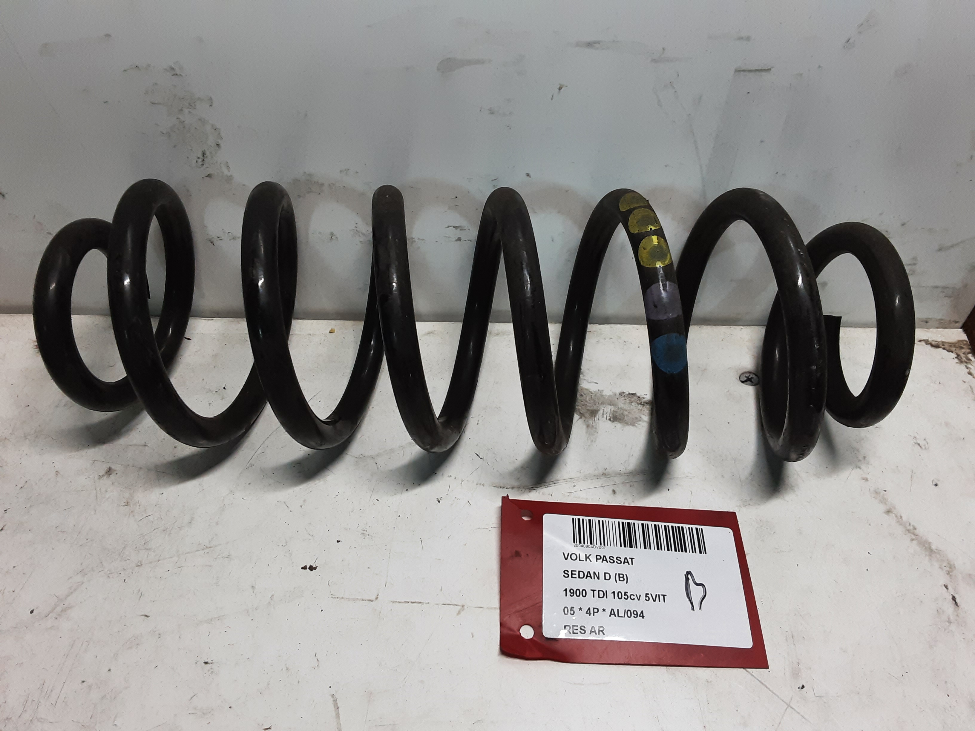 RESSORT ARRIERE Vw PASSAT 10/00 - 02/05