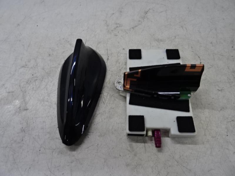 ANTENNE Bmw X4 F26 04/14 > 18