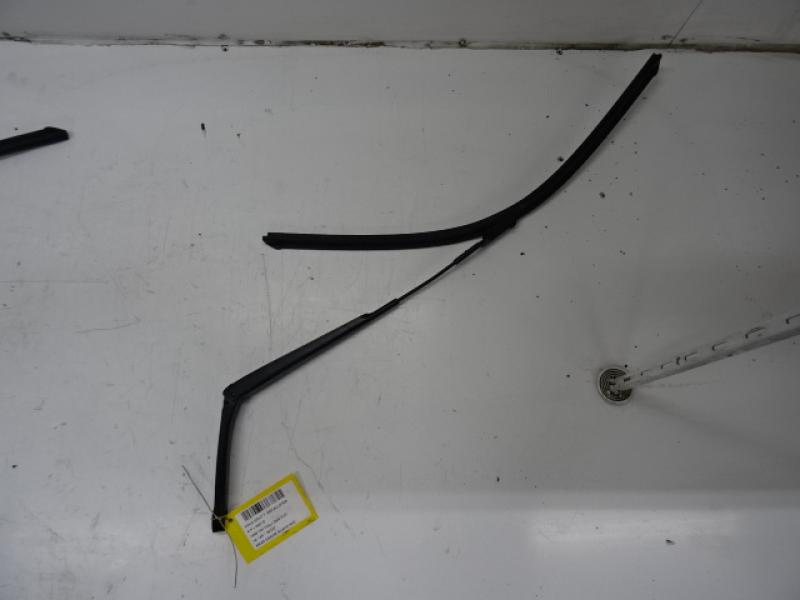 RUITENWISSERARM LINKS VOOR Vw GOLF VII 11/12 - 17