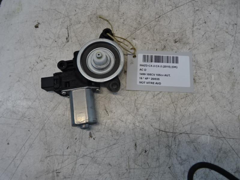 MOTOR RUITMECHANISME VOOR RECHTS Mazda CX-3 02/15 - 2/18