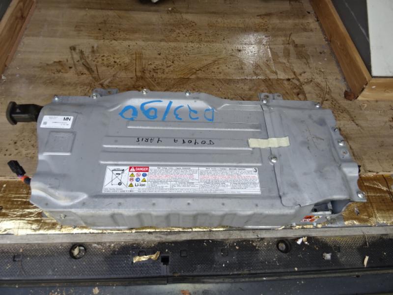 AKKY HYBRID Toyota YARIS (6) 2/20+